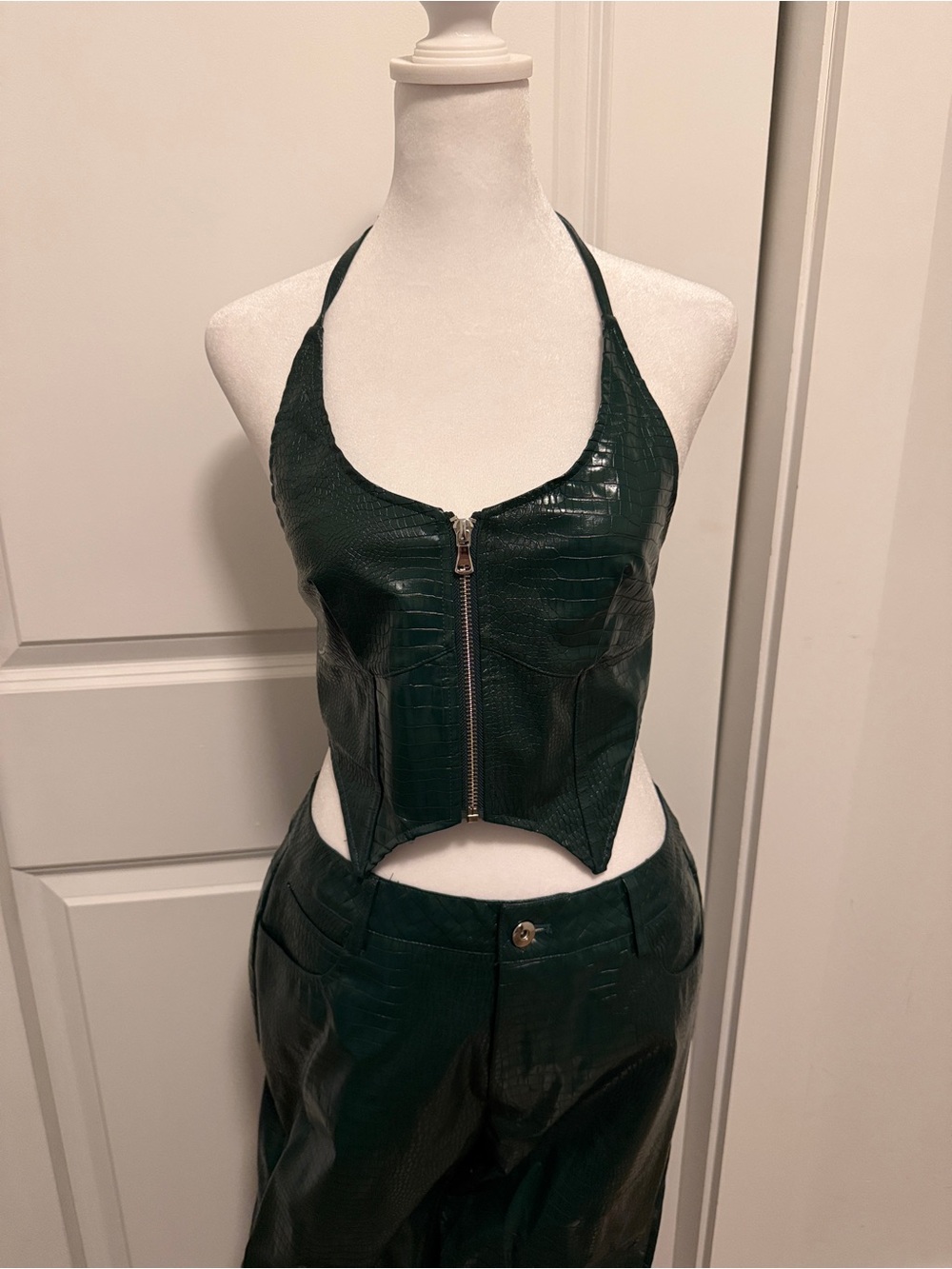 Tiger Mist Green Faux Leather Set